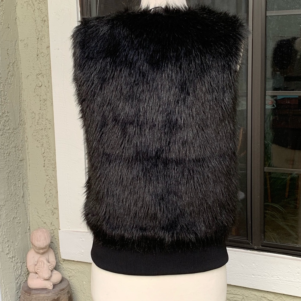 UNIQUELY LORNA JANE Faux Fur Vest Women's Size XS - Picture 4 of 7